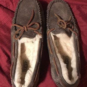 UGG slippers size 9